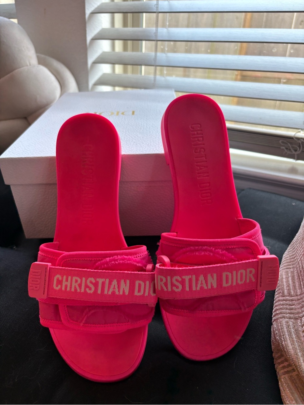 Dior Evolution Women's Bright Pink Sandals